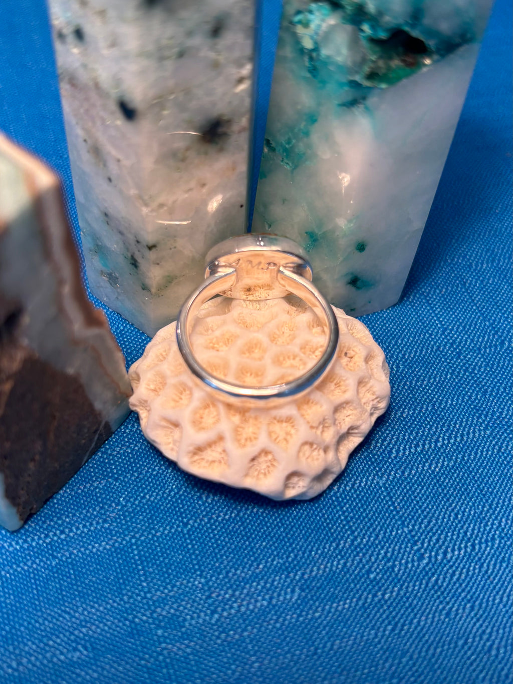 STERLING SILVER & KINGMAN TURQUOISE RING