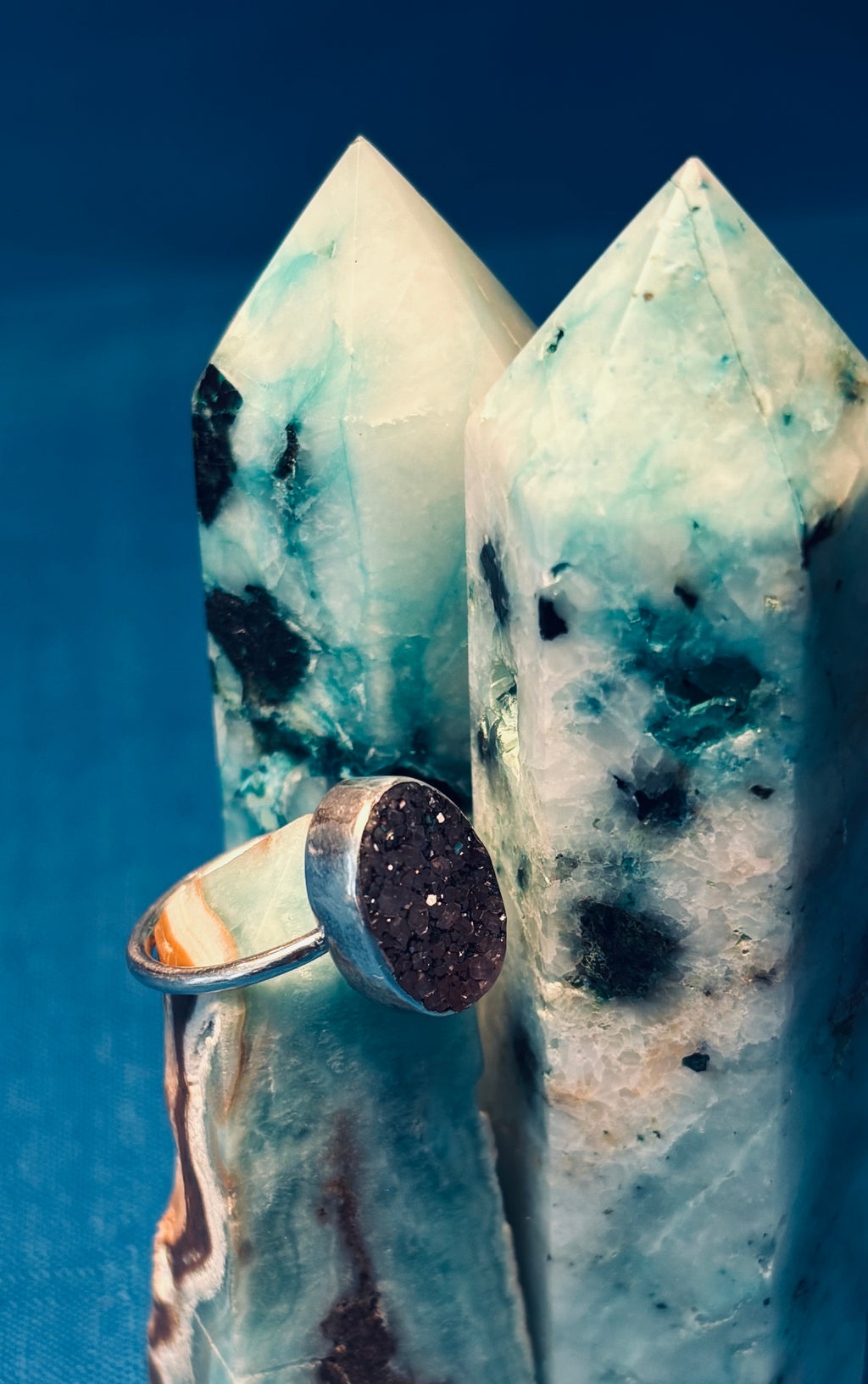 STERLING SILVER & BLUE DRUZY RING